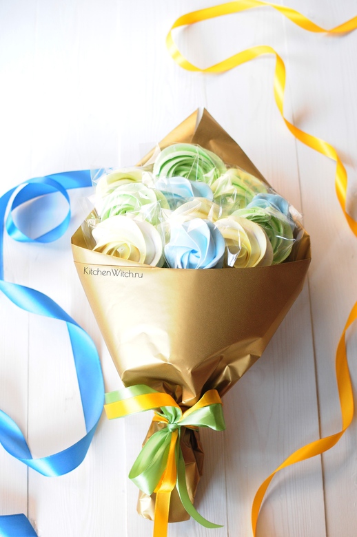 букет из безе, съедобный букет, букет на 8 марта